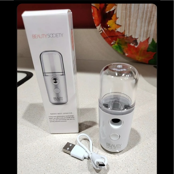 NIB Beauty Society Nano Mist Sprayer - Picture 2 of 7